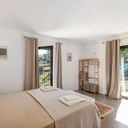 Casa Do Alago بيت للعطل *